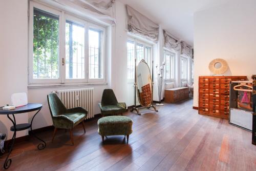 LOVELY MILANO - Beautiful loft with terrace in Porta Romana, Milán