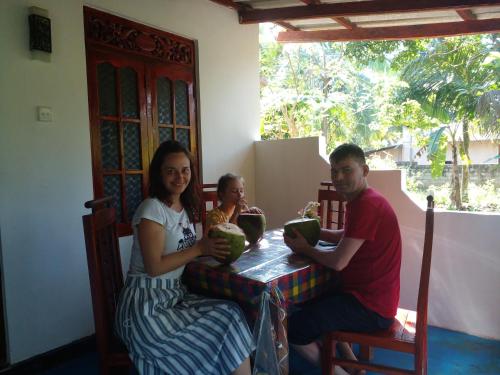 Sun Flower Homestay Sigiriya