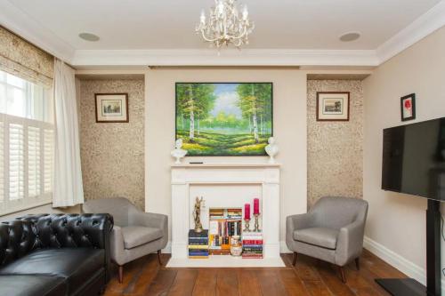 Picture of Gorgeous 2 Bedroom Apartment In Marvelous Marylebone