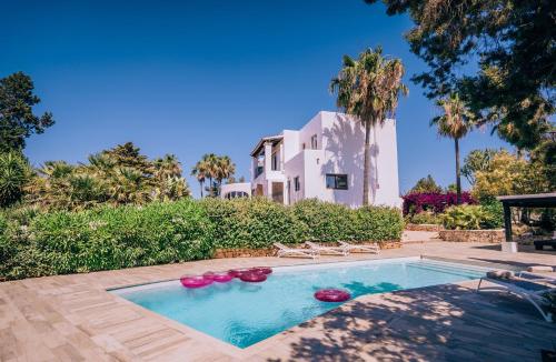 Villa Lucky, beautiful spacious 6 Bedroom Villa gîte à louer Ses Paisses