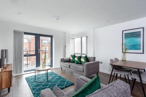 Modern 2 Bedroom Apartment in the Heart of York in York