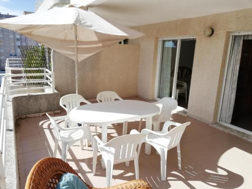 3 bedrooms, 5 beds