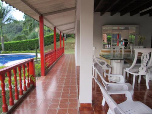 Casa Campestre Privada El Reposo con piscina y WIFI in La Vega