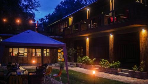 Sárgarigó Élményház