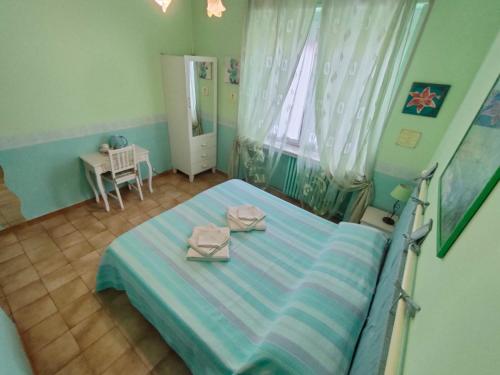 Double or Twin Room with Private Bathroom image 6