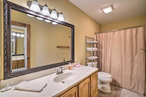 Branson W Condo with Pool - Near Silver Dollar City - image 13