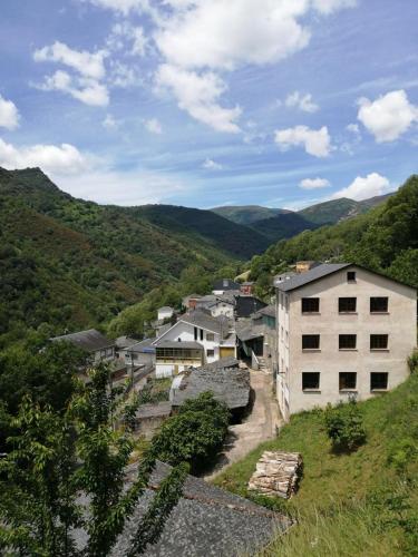 Casa da Fontiña (Casa da Fontina) in Seoane