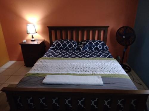 Danglez Bed & Breakfast, Bataka (фото 7)