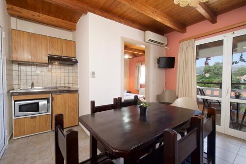 Theodora Studios & Apartments 3