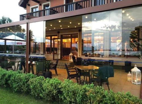 Hotel Słoneczny Brzeg 4