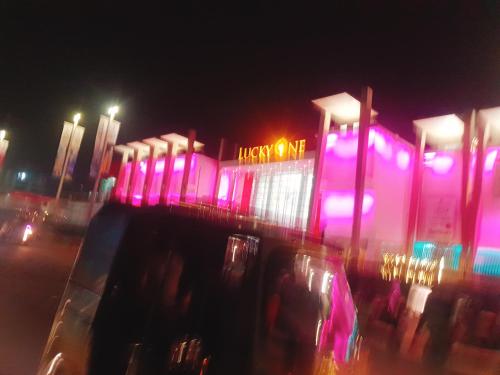 Golden Guest House - main image