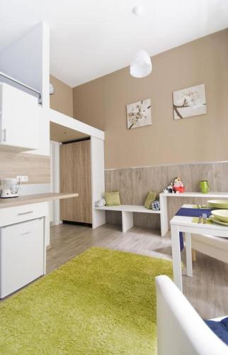 Prime Location Stylish Flats - main image