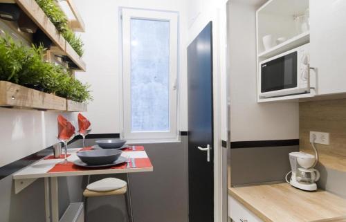 Prime Location Stylish Flats 3