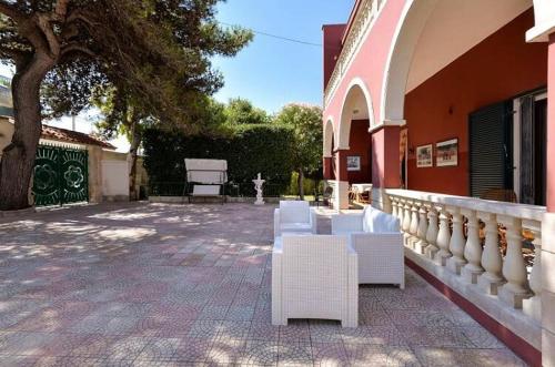 B&B Dimora Villa Orietta - Torre dell'Orso 4