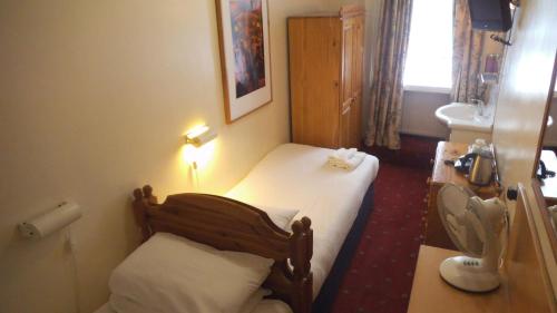 Arran House Hotel Room Type - Twin Room with Shared Bathroom