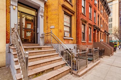 Exterior view, West 30th Street Guest House in Chelsea