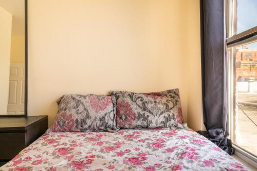 Empire Blvd Guest House