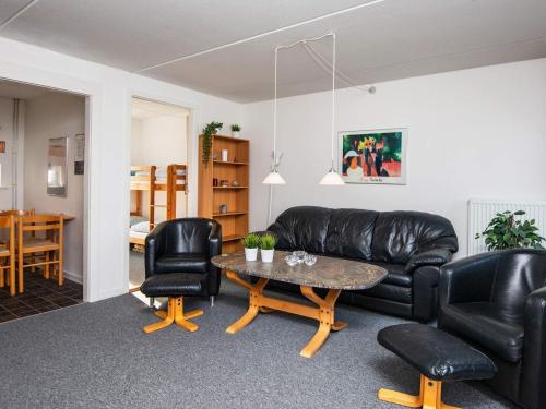  6 person holiday home in R m in Sønderby
