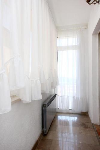 Apartments and rooms with parking space Makarska - 6767 - image 5