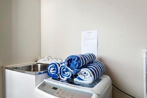 Two-Bedroom Apartment image 8