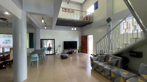 Charming Apartelle with Swimming Pool -Exclusive