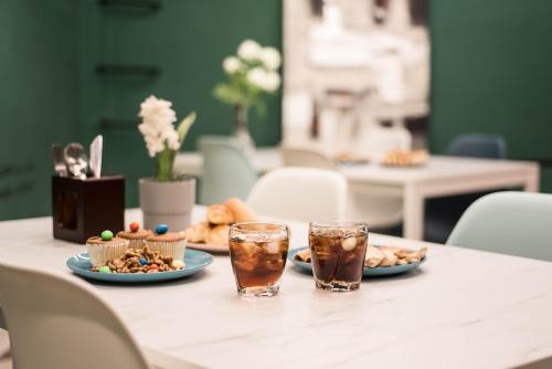 앳 홈 호텔 중산 - 편의 시설/서비스