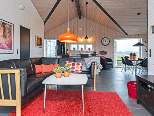 6 person holiday home in Juelsminde