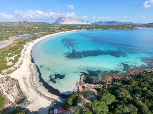 Domus Pedra San Teodoro con AC