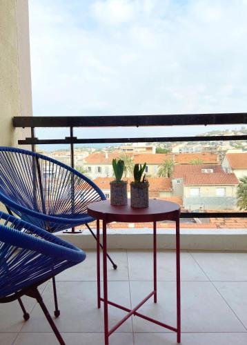 Appartement pieds dans la mer - Traveller Award 2023