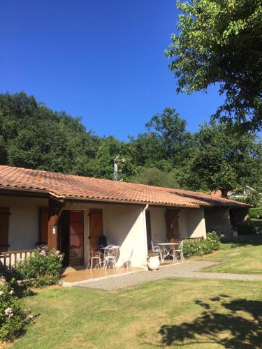 bungalows les thuyas - Location saisonnière - Eugénie-les-Bains