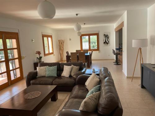 ห้องส่วนกลางสำหรับนั่งเล่น/ดูทีวี, Villa Clara, 8 pers, JAVEA, Costa Blanca, closes to beaches in เมเดีย ลูนา