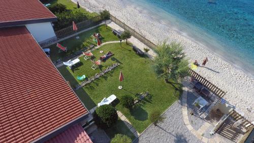  Le Casette Sul Mare, Ferienwohnung in Capo Vaticano