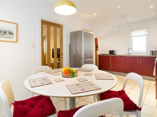 Windermere Bakery Cottage - Lake District 2-Star Single Room lobby