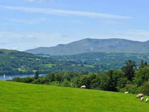 Windermere Bakery Cottage - Lake District 2-Star Single Room restaurant