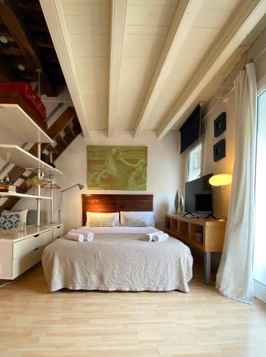 Studio Apartment image 3