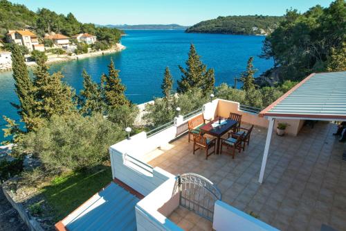 Apartment Brunac in Brbinj