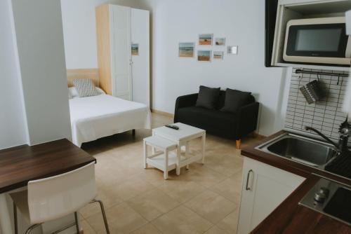 Studio (2 Adults)