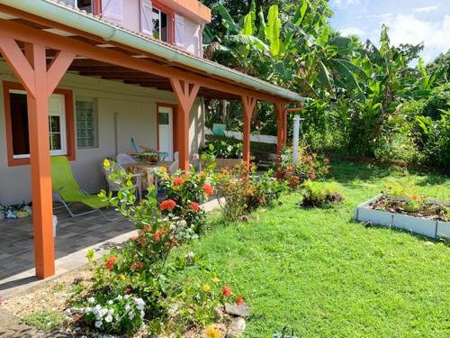 Maison d'une chambre avec jardin clos et wifi a Riviere Salee a 6 km de la plage