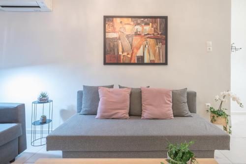 One-Bedroom Apartment image 7