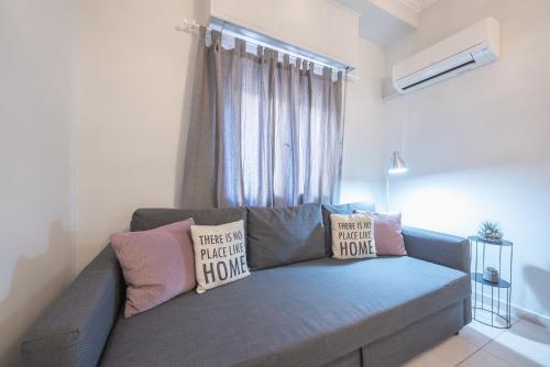 One-Bedroom Apartment image 5