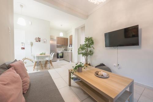 One-Bedroom Apartment image 4