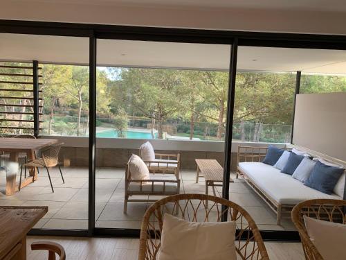 شرفة/ تراس, Calma S'Alguer Luxury Beach Apartment in Sant Joan de Palamos