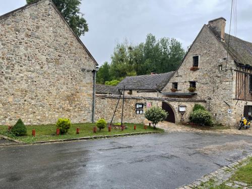 Moulin de Flagy - Hôtel - Flagy