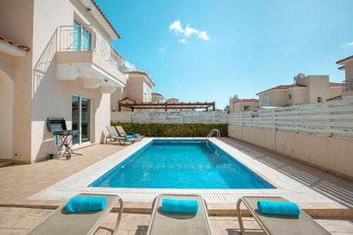 Pernera Holiday Villa 173 - image 3