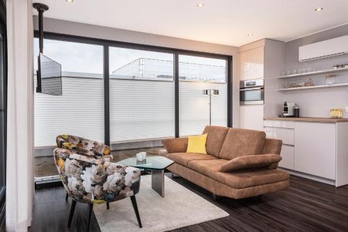 Welcome in - Houseboat 'Elysium' met eigen aanlegsteiger Sneek - Offingawier, Offingawier (fotografie 2)