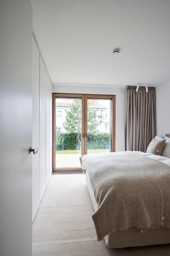 Three-Bedroom Apartment image 10