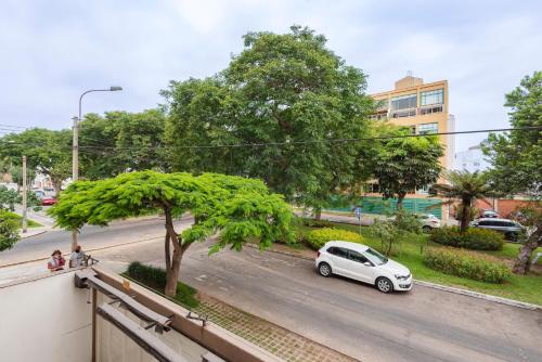 Kotosh Residence - Top Location Park View & Piano - image 5