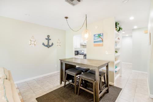 Beachwalk Condominiums - image 11