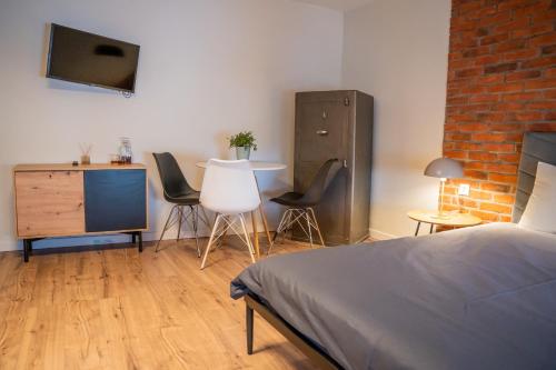 Moon Hostel - image 12