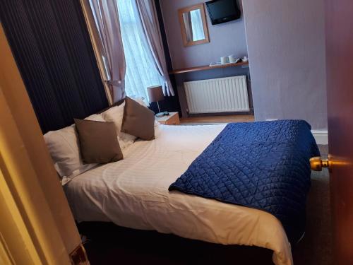 the cumbrian hotel – Blackpool